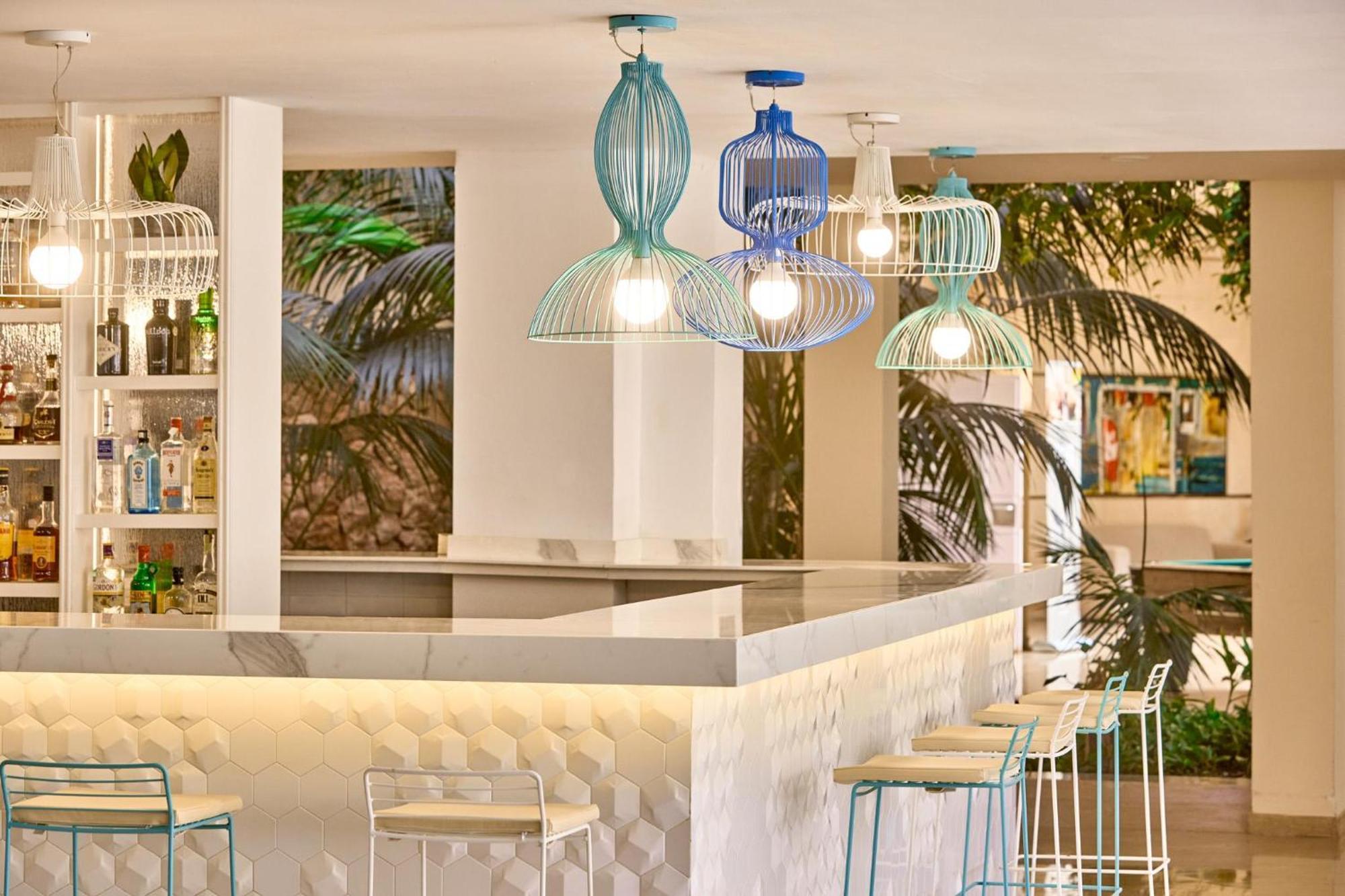 Aparthotel Zafiro Palmanova Esterno foto