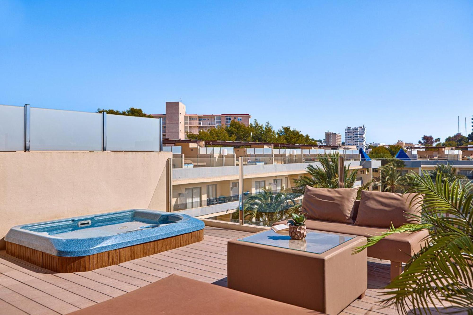 Aparthotel Zafiro Palmanova Esterno foto