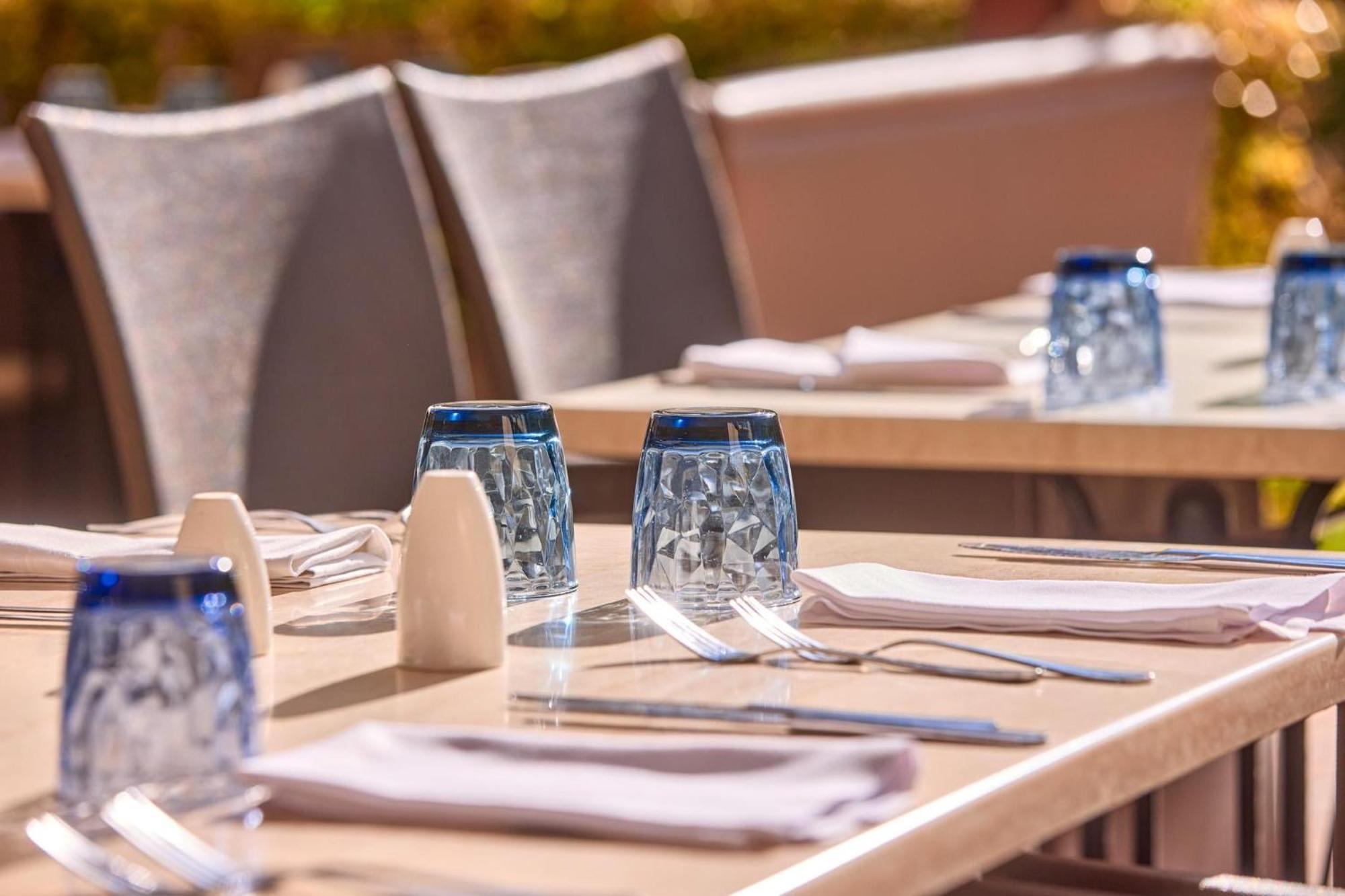Aparthotel Zafiro Palmanova Esterno foto