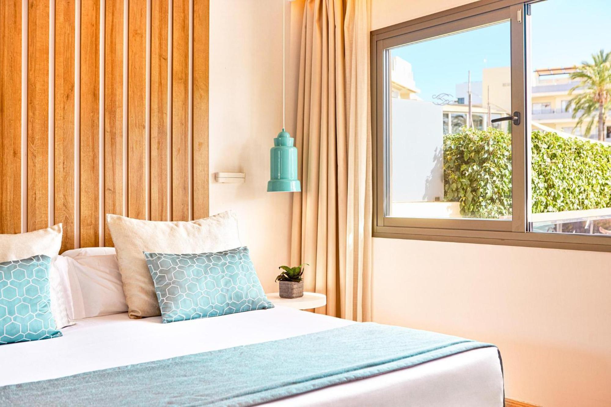 Aparthotel Zafiro Palmanova Esterno foto