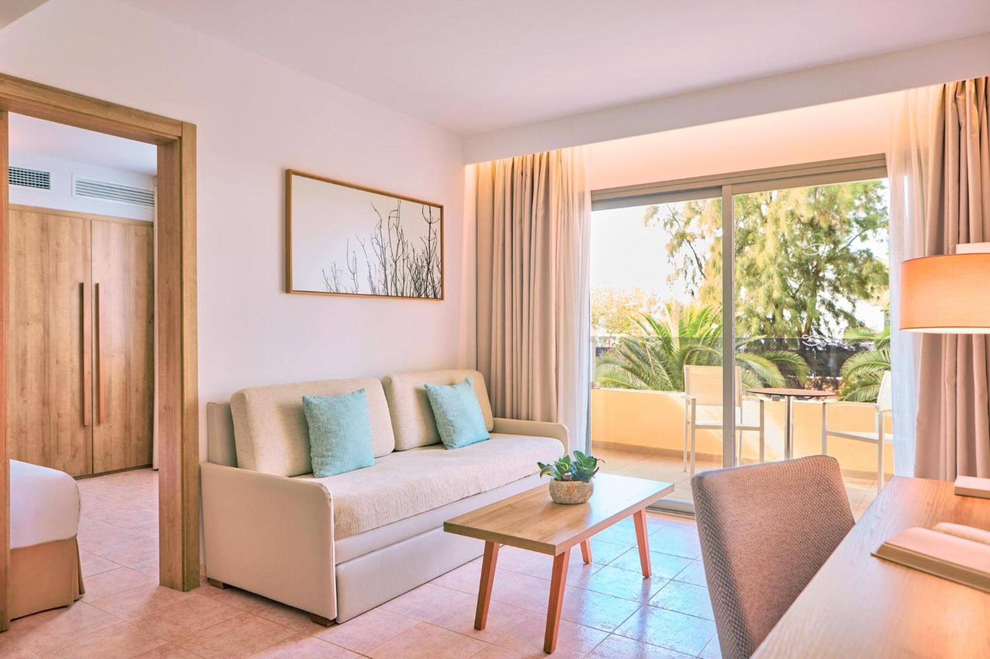 Aparthotel Zafiro Palmanova Esterno foto