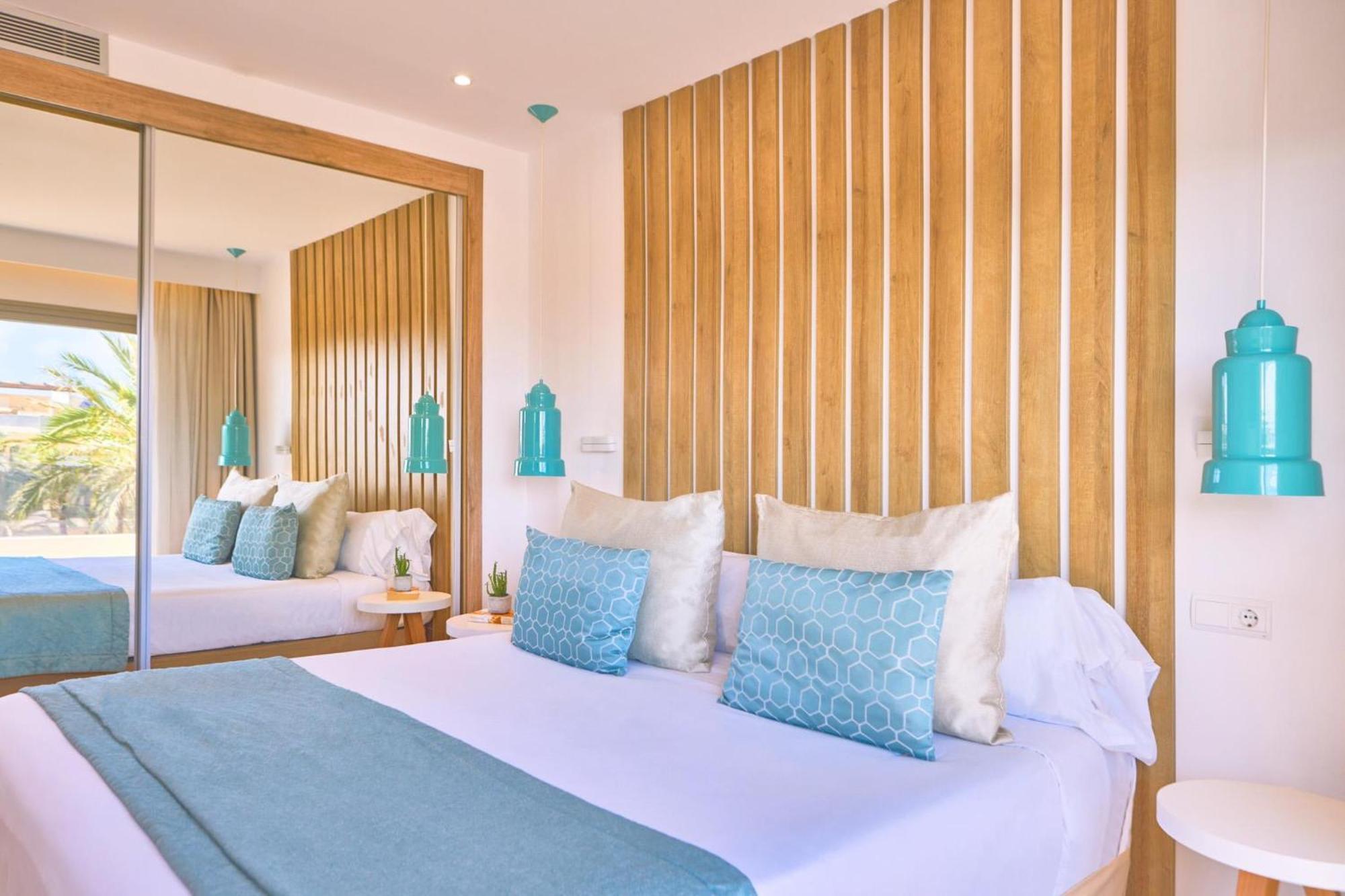 Aparthotel Zafiro Palmanova Esterno foto
